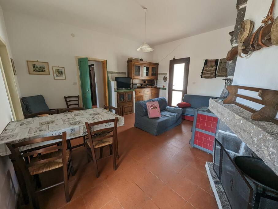 Cottage Familiare Sant'Agostino Abbasanta Buitenkant foto